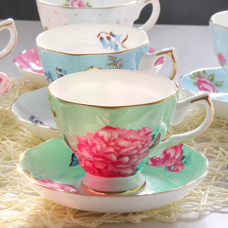 Ceramic Plates and Cups - Elegant European Porcelain Dinnerware