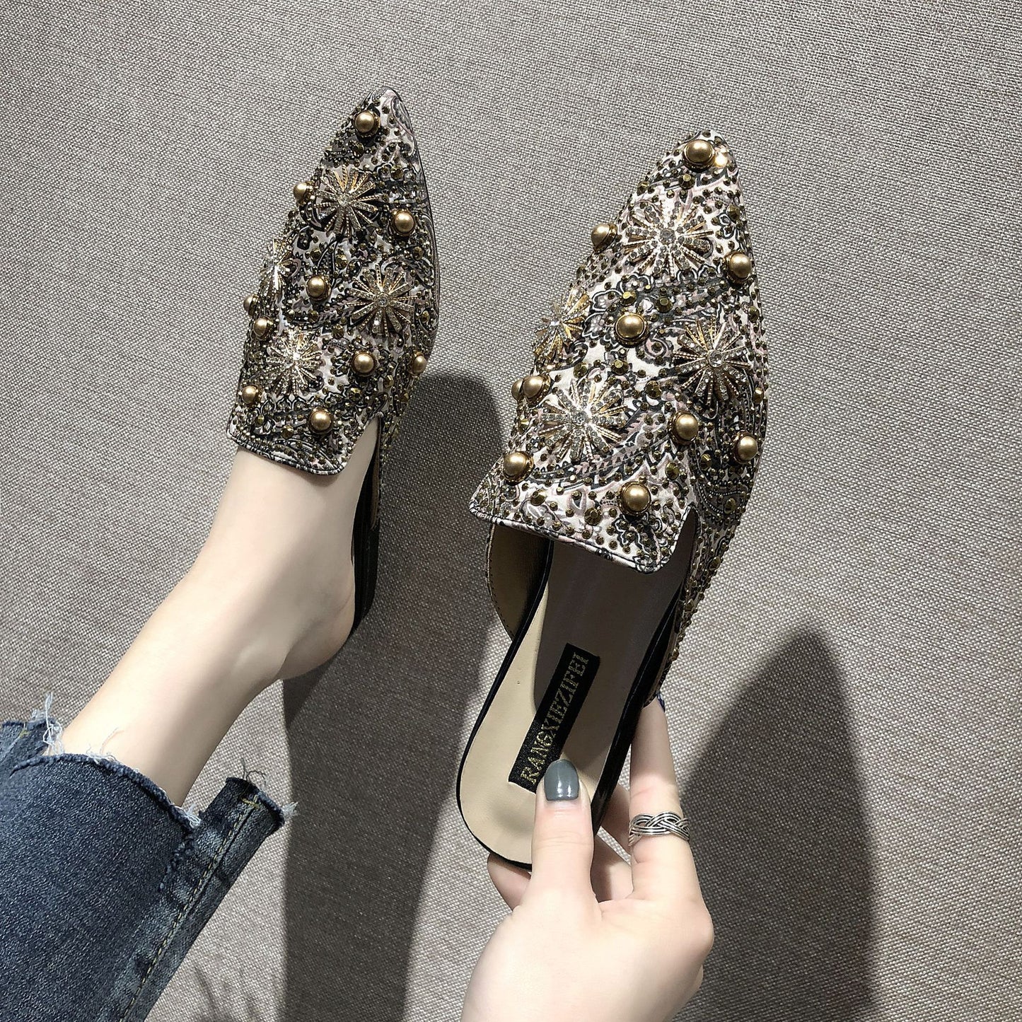 Baotou Half Slippers Women Flat Pointed Lazy Sandals And Slippers