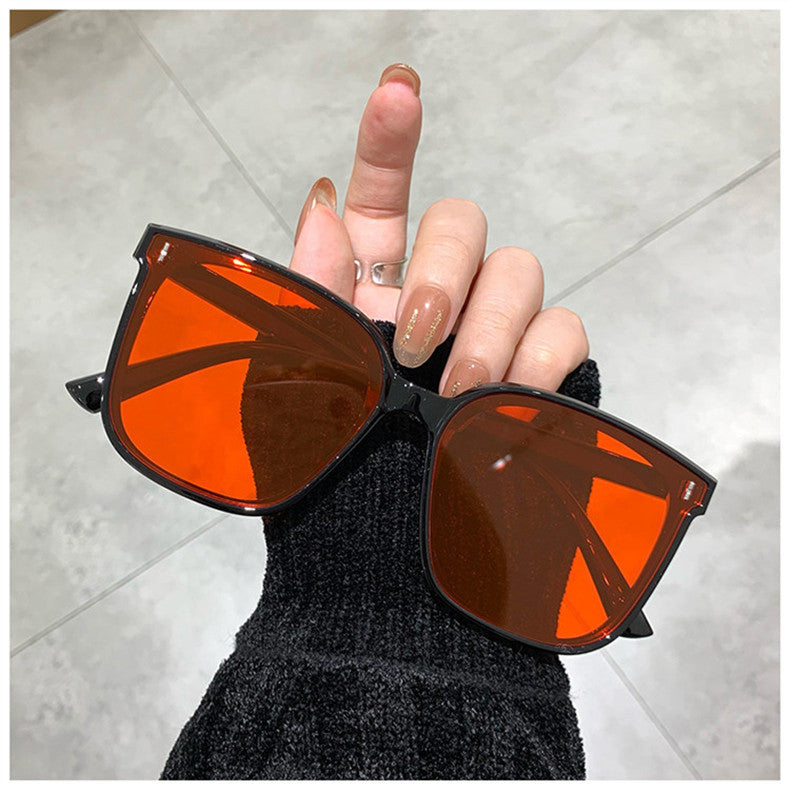 New Black Frame Sunglasses for Men and Women