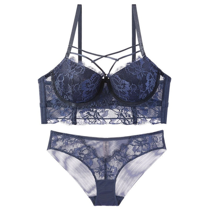 Feminine Lace Bra Set with Underwire – Elegant and Comfortable