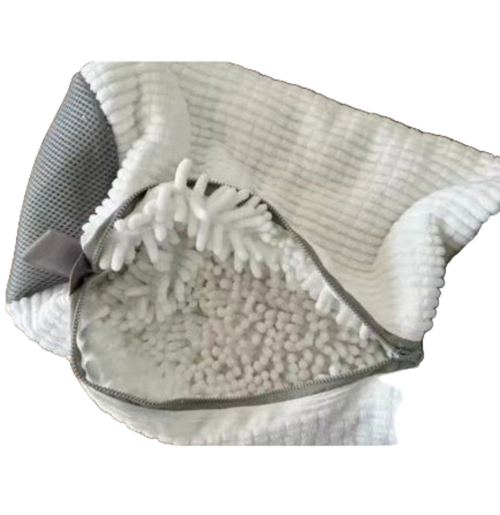 White and gray cleaning brush with bristles on a wooden surface, labeled '3pcs'.