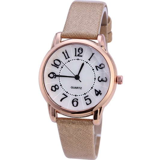 Women’s Simple Dial Leather Strap Quartz Watch