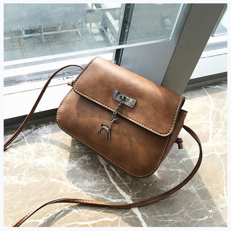 Retro style wild shoulder diagonal bag