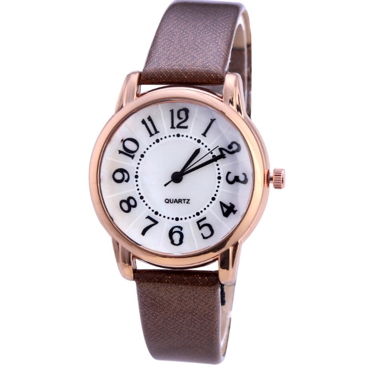 Women’s Simple Dial Leather Strap Quartz Watch