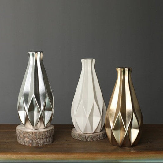 Nordic Light Luxury Ceramic Vase – Retro Gold