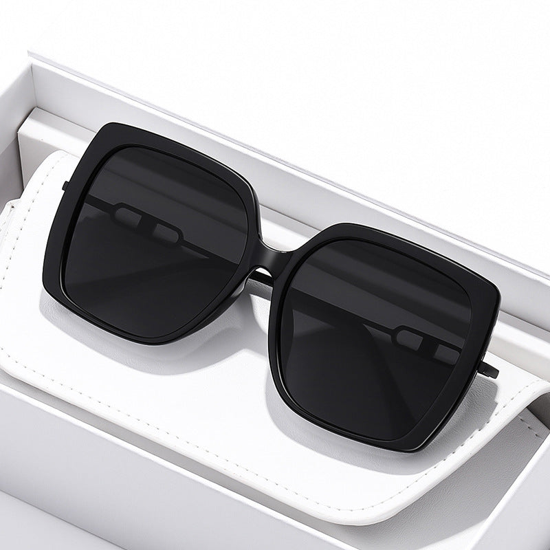 Large Framed Polarized Sunglasses for Women