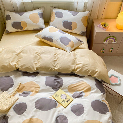 Printed Cartoon Girl  Quilt Cover Cotton Four-piece Bed Sheet