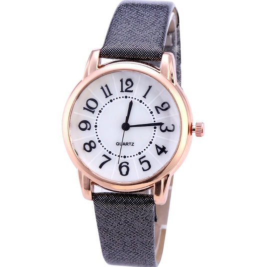 Women’s Simple Dial Leather Strap Quartz Watch