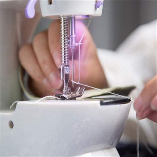 202 Micro Multifunctional Mini Portable Sewing Machine