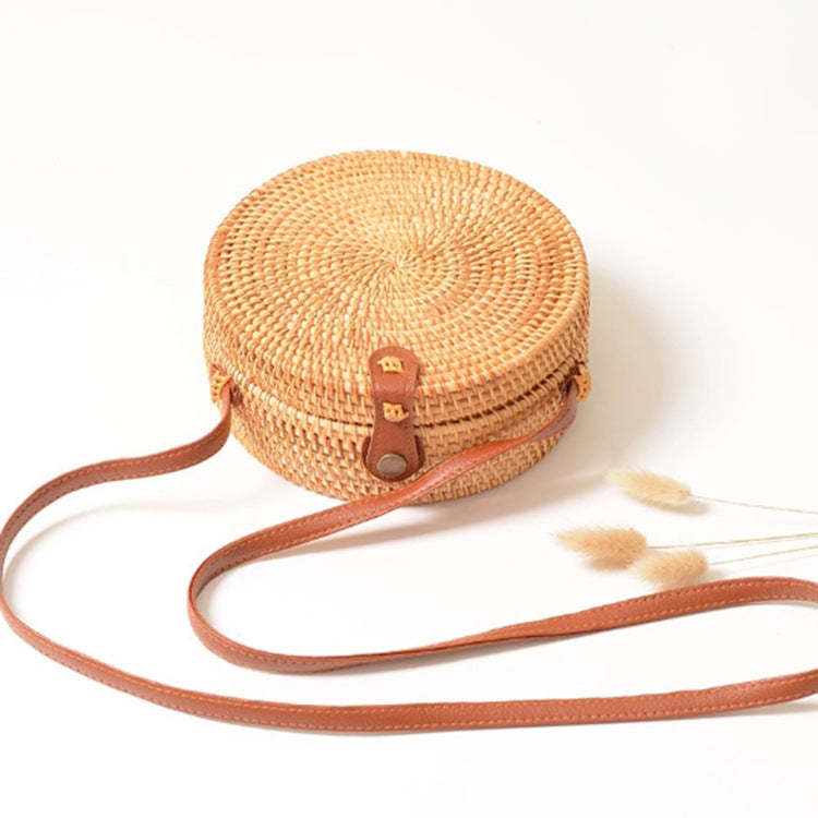 One-Shoulder Diagonal Basket Flap Round Woven Bag