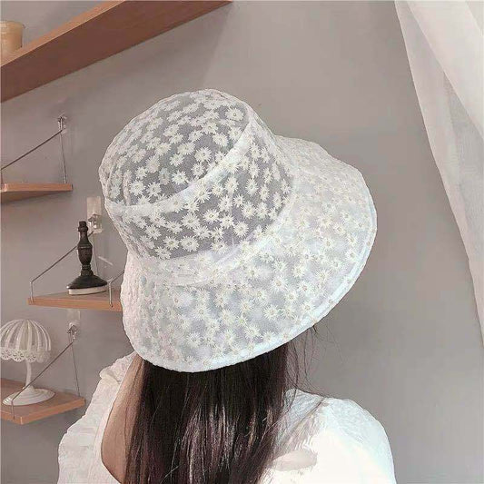 Women's Daisy Embroidered Fisherman's Hat
