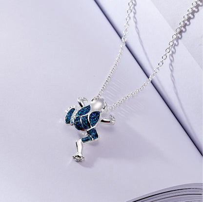 Frog female necklace pendant