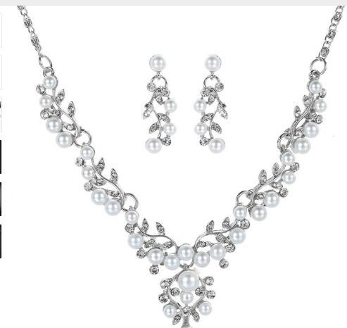 Wedding Women Jewelry Sets - Simulated Pearl Flower Statement Necklace and Earring Set