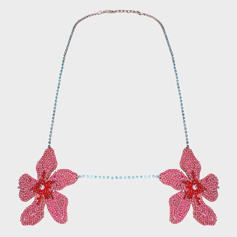 European and American Fashion Flower Chest Chain – Elegant Pink Crystal Design