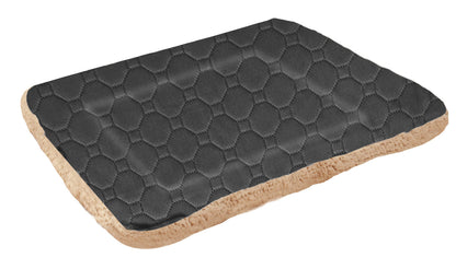Three Layers Of Pet Mats That Quickly Absorb Sweat And Keep Warm