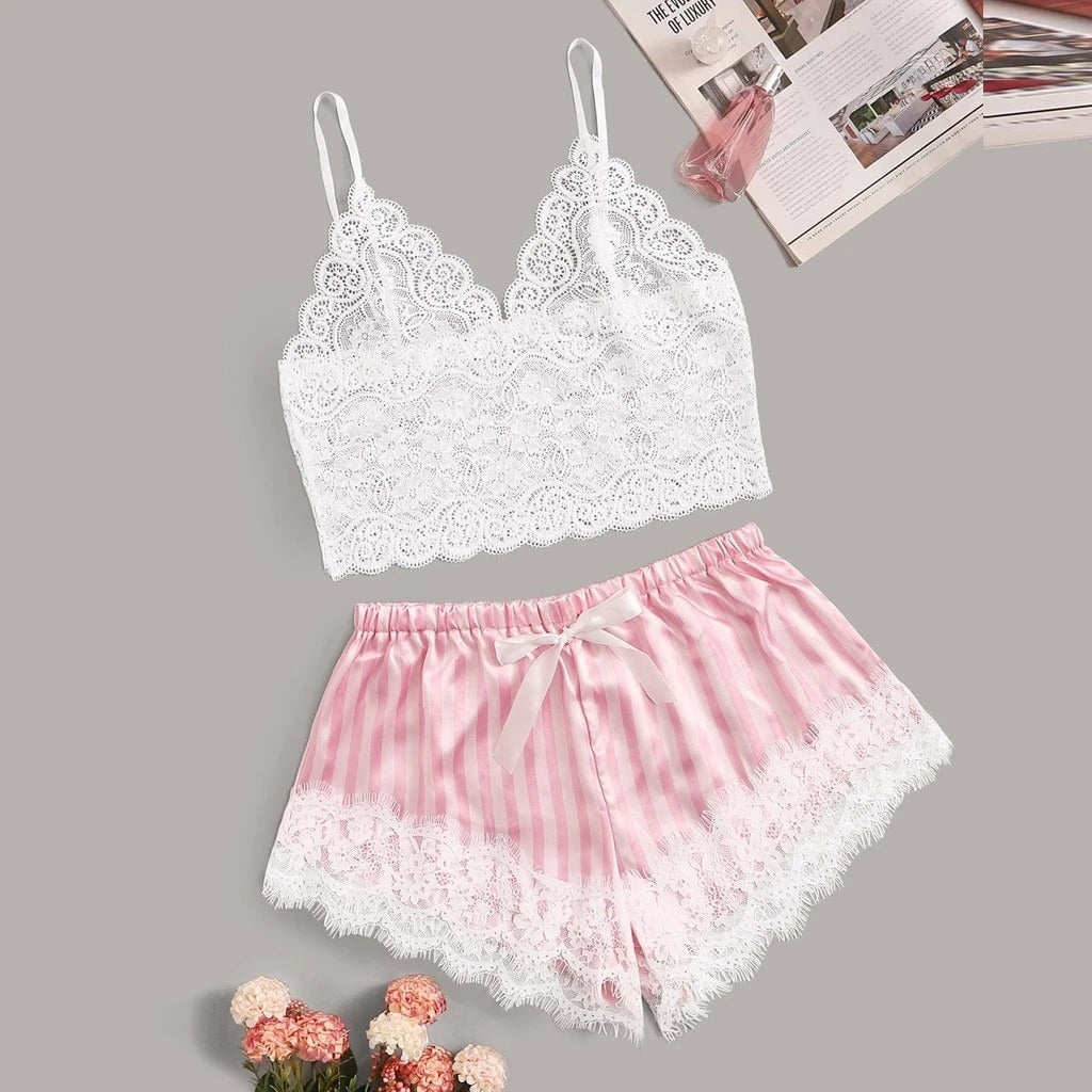Women's Lace Lingerie – Elegant Seduction