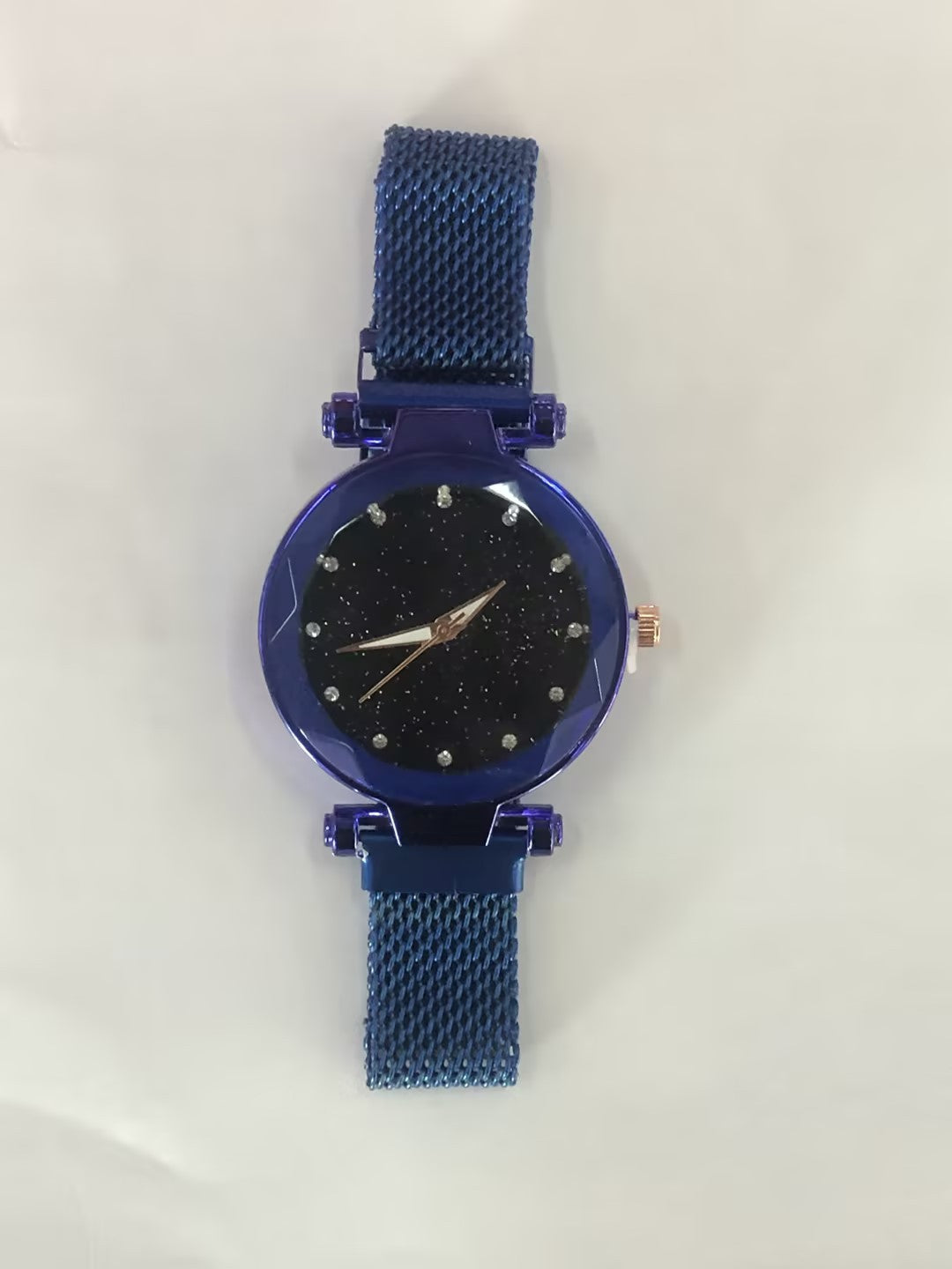 Luxury Women’s Starry Sky Magnet Buckle Bracelet Watch