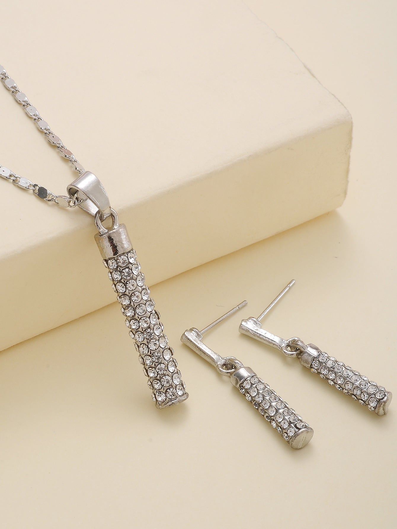 Luxury Brick Rhinestone Full Diamond Necklace Earings Set