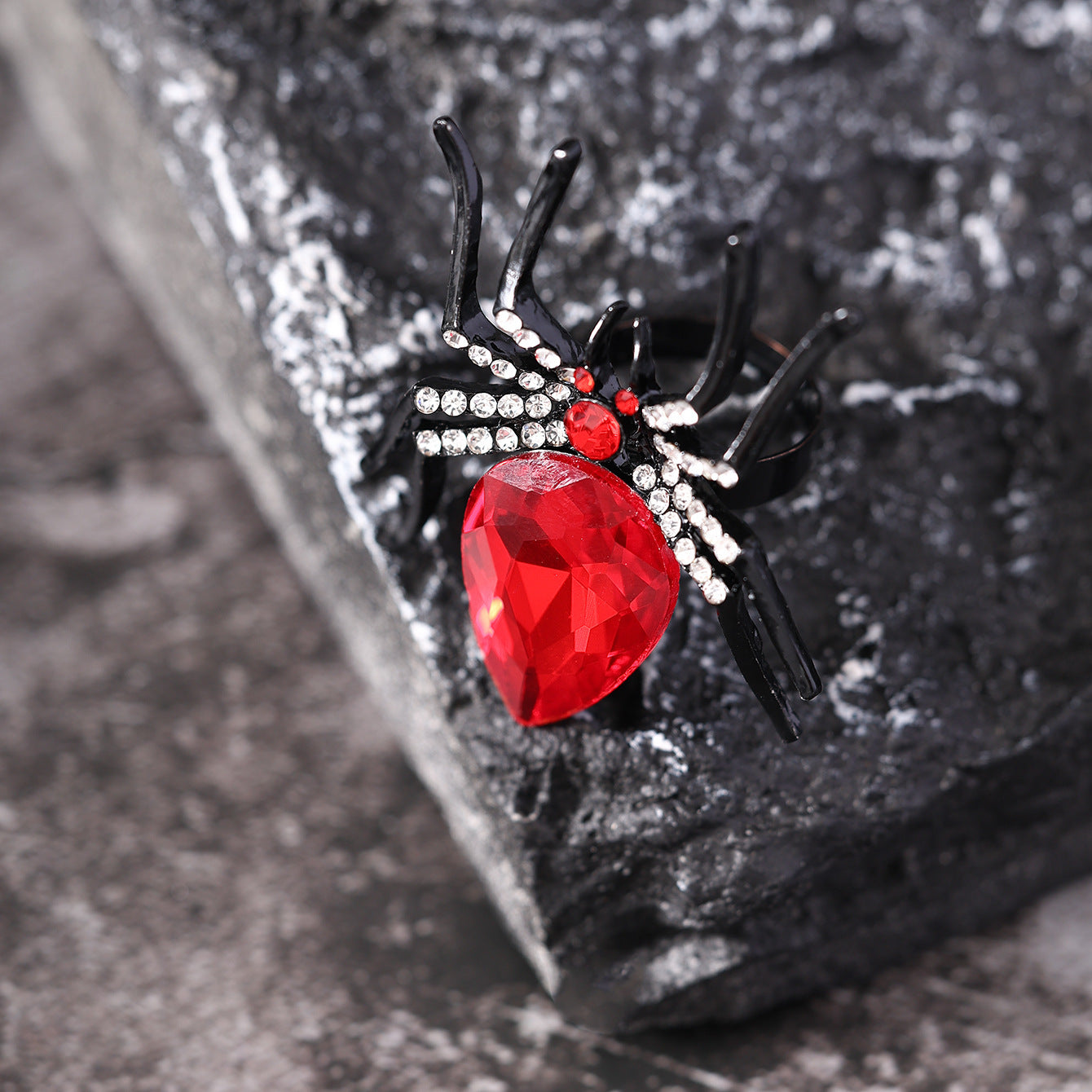 Halloween Spider Ring with Rhinestone