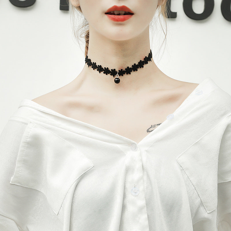 Women's Korean Style Short Neckband Necklace